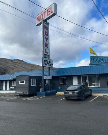 Robbie'S Motel Cache Creek Exteriér fotografie