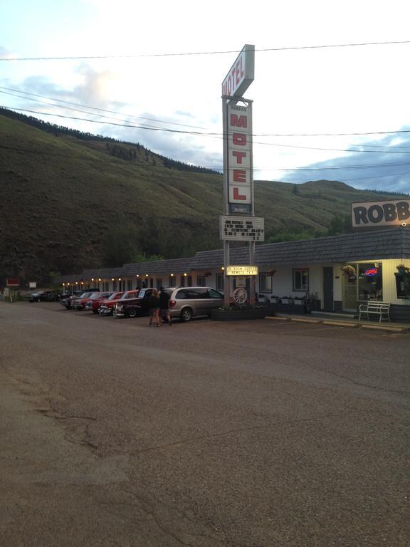 Robbie'S Motel Cache Creek Exteriér fotografie